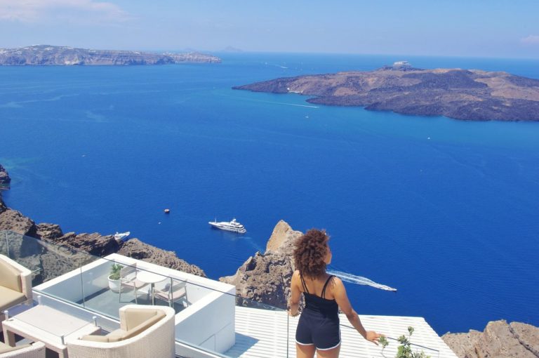 Fira, Santorin, vue sur la caldera depuis l'hôtel